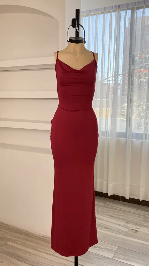 VESTIDO TATI ESPALDA
