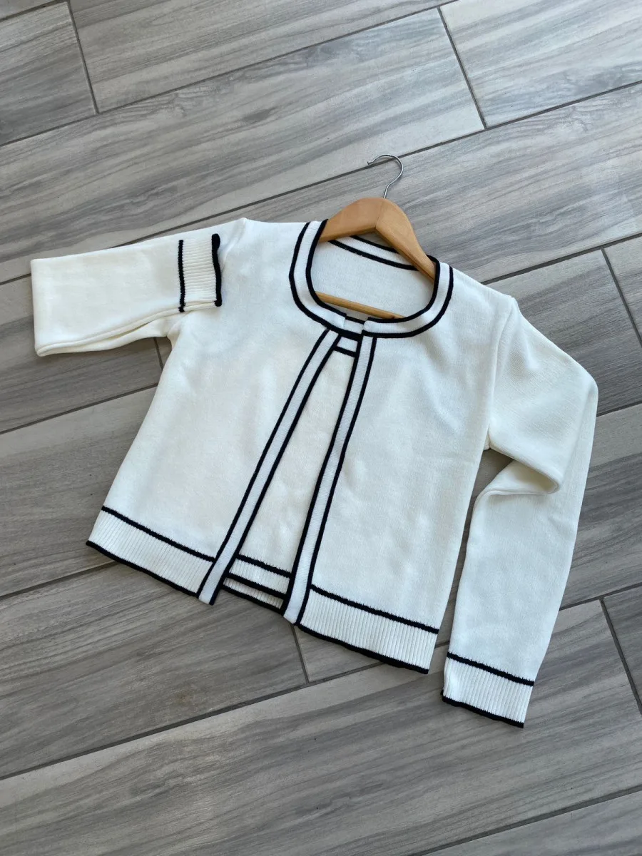 Cardigan Bicolor Hilo